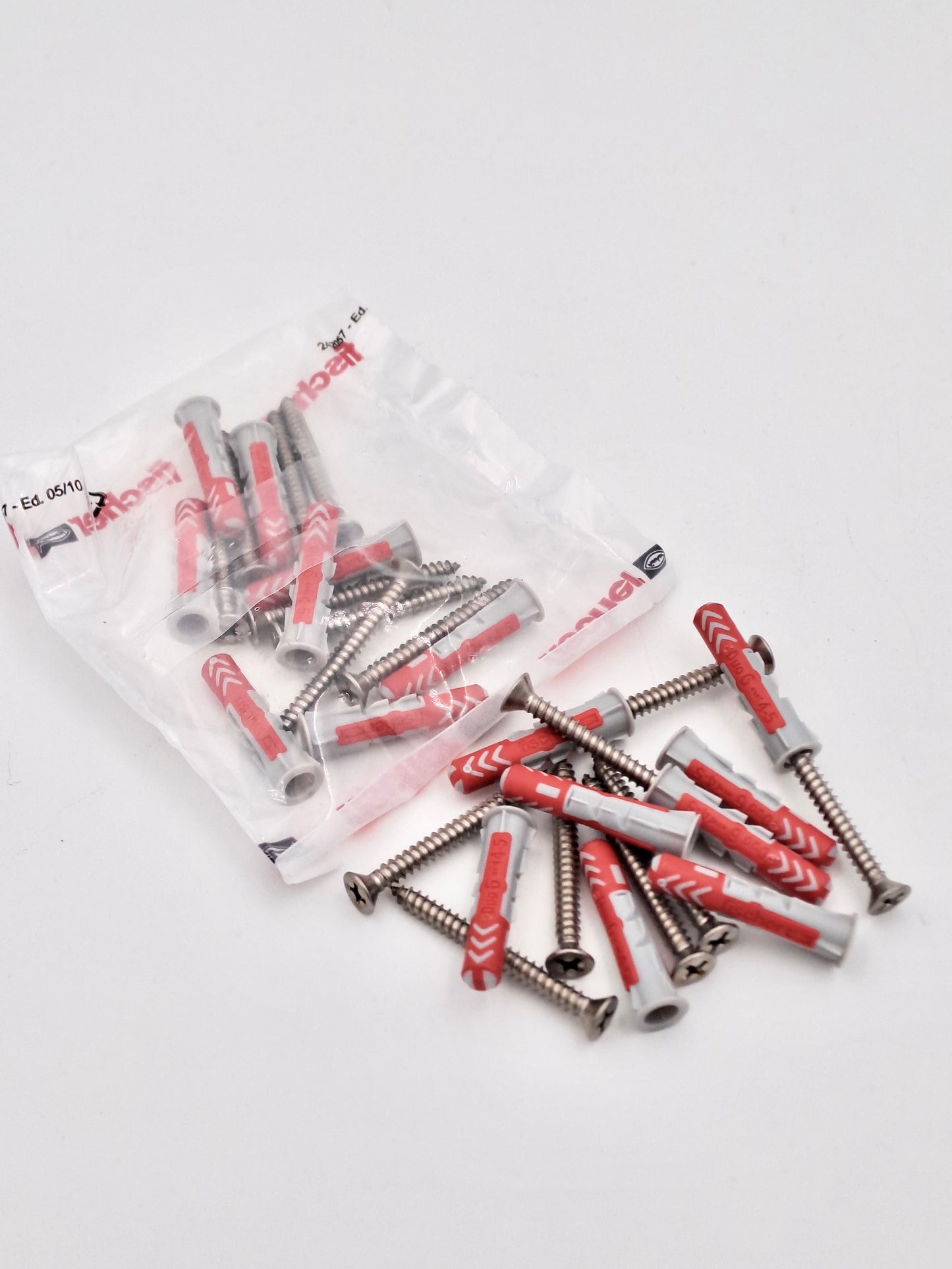 Kit viti inox e tasselli a muro Ø 6 mm-RIC000092